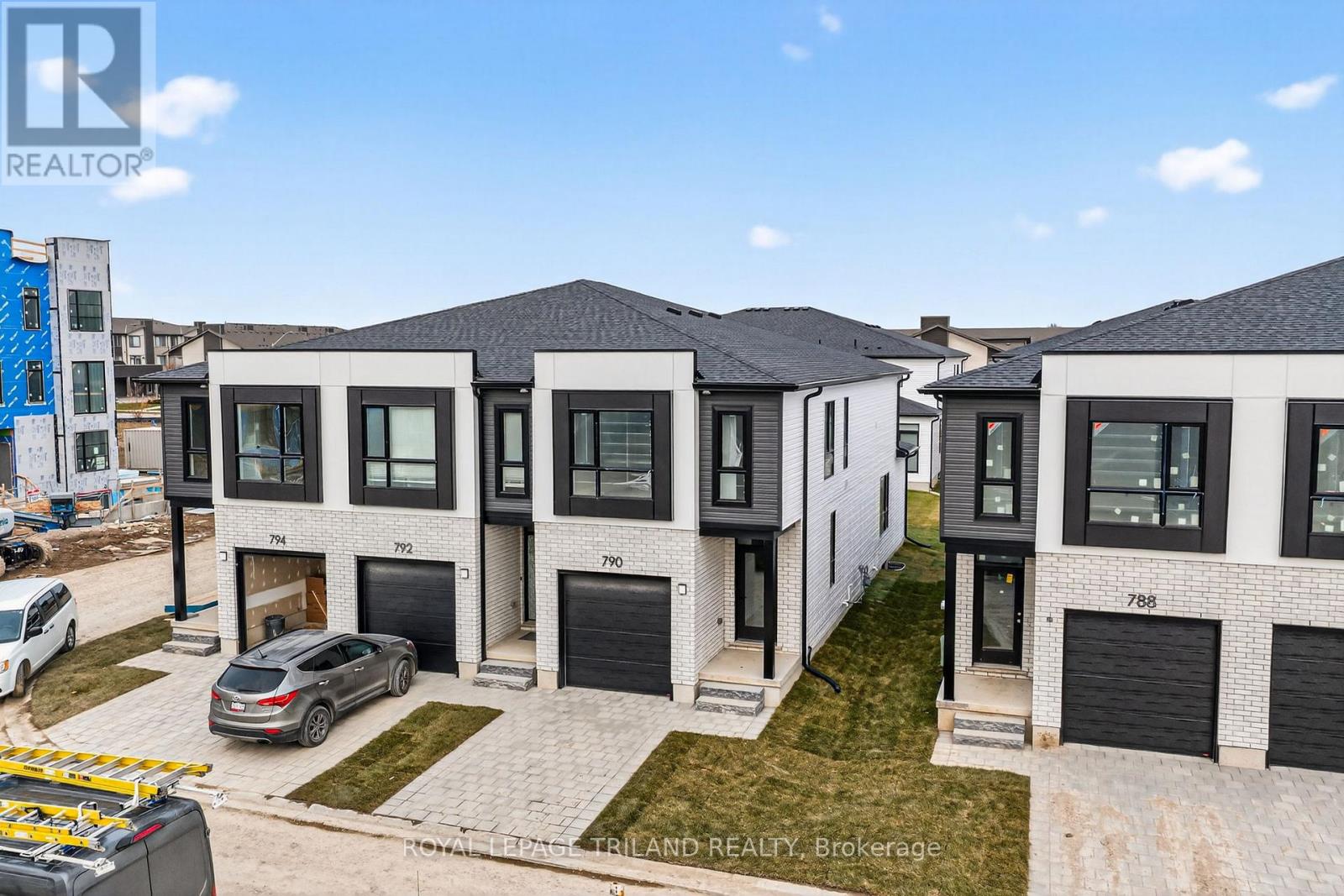 794 BANYAN LANE, London North, Ontario