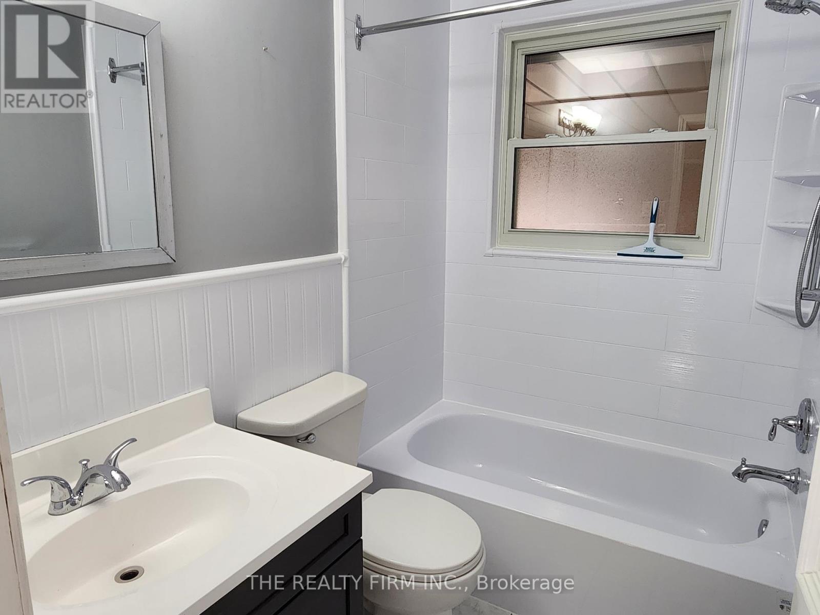 72 Toulon Crescent, London East, Ontario  N5V 1J5 - Photo 20 - X12706570