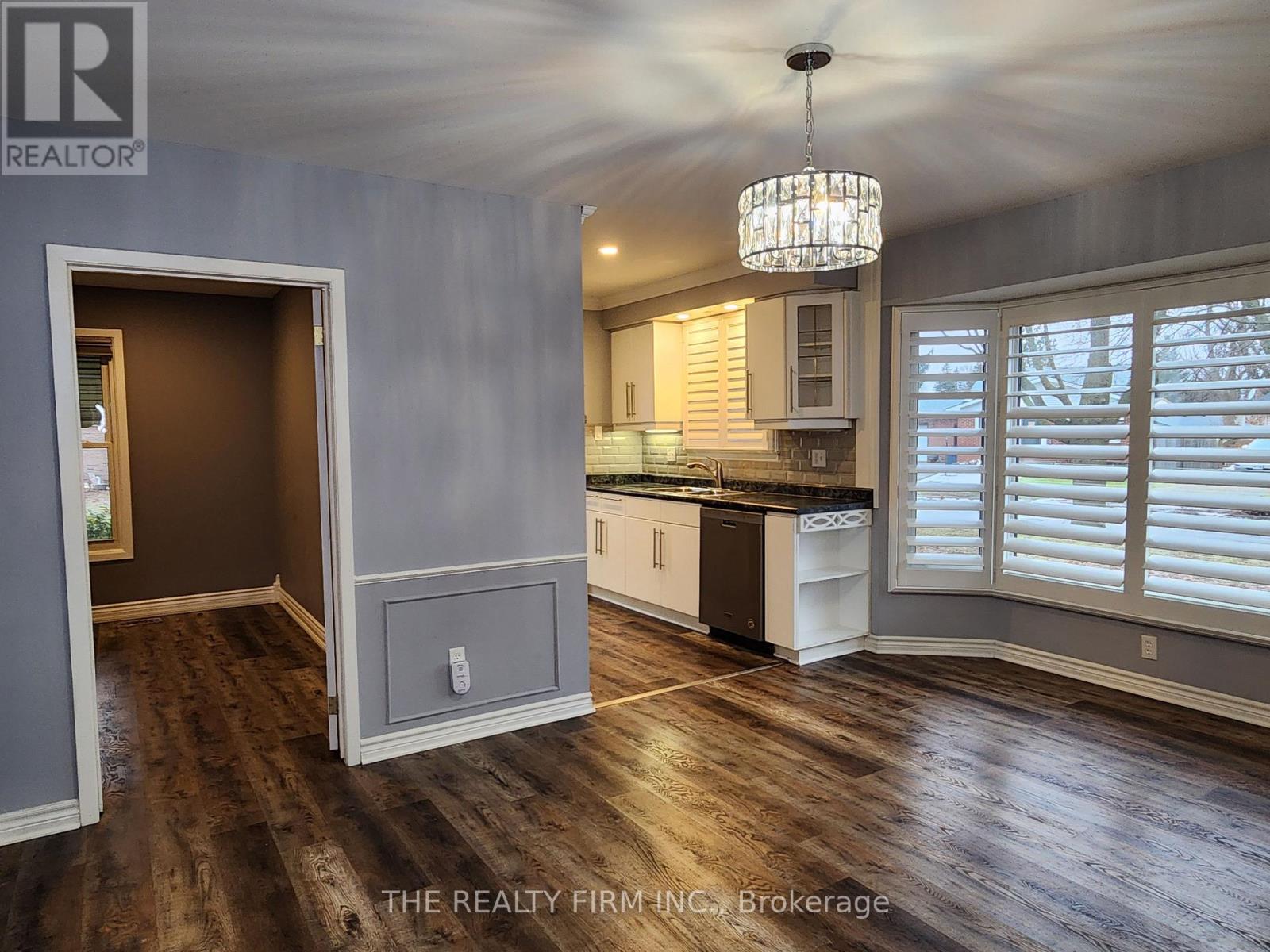 72 Toulon Crescent, London East, Ontario  N5V 1J5 - Photo 8 - X12706570