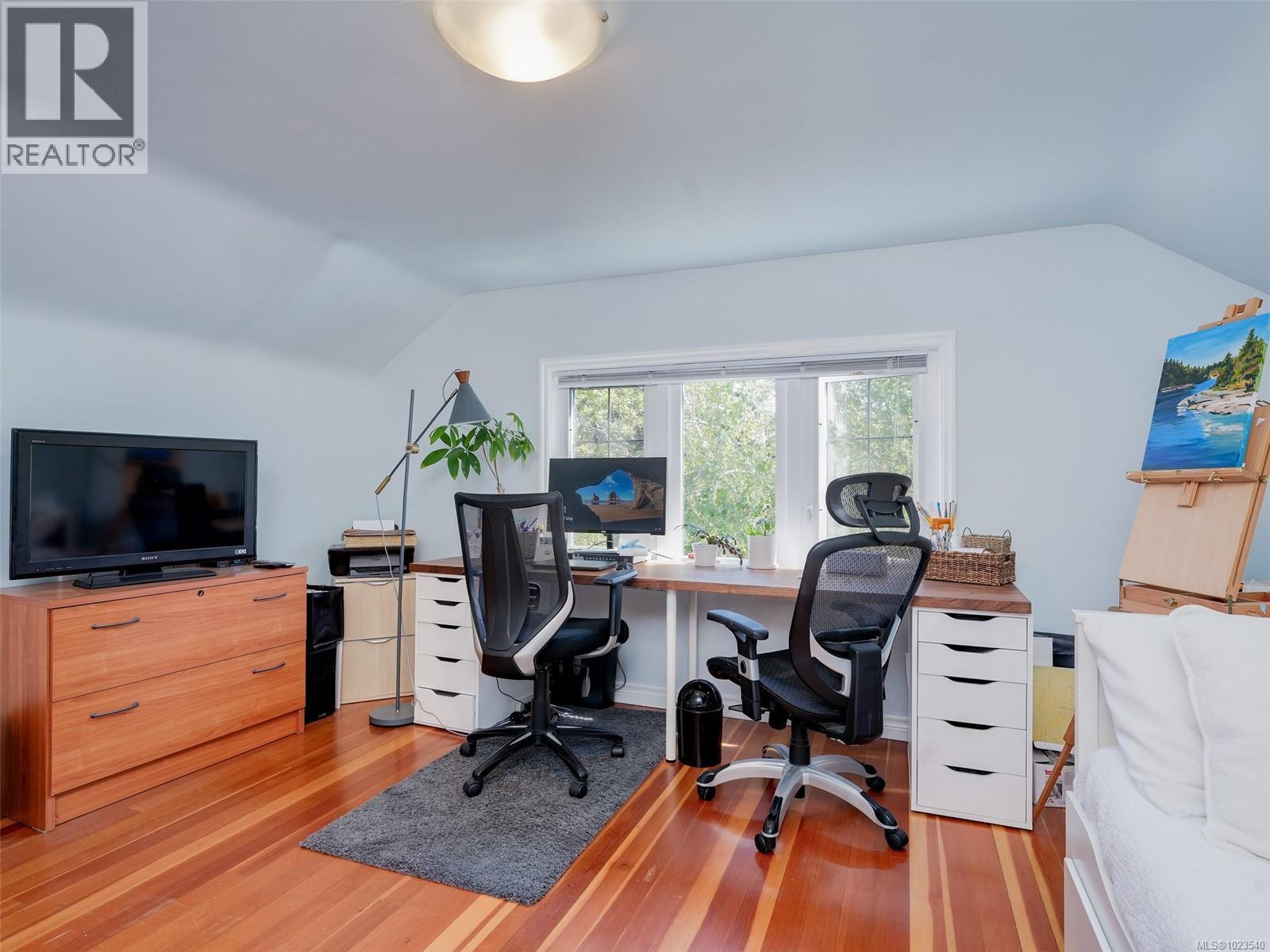 1650 Hampshire Rd, Oak Bay, British Columbia  V8R 5T5 - Photo 13 - 1023540