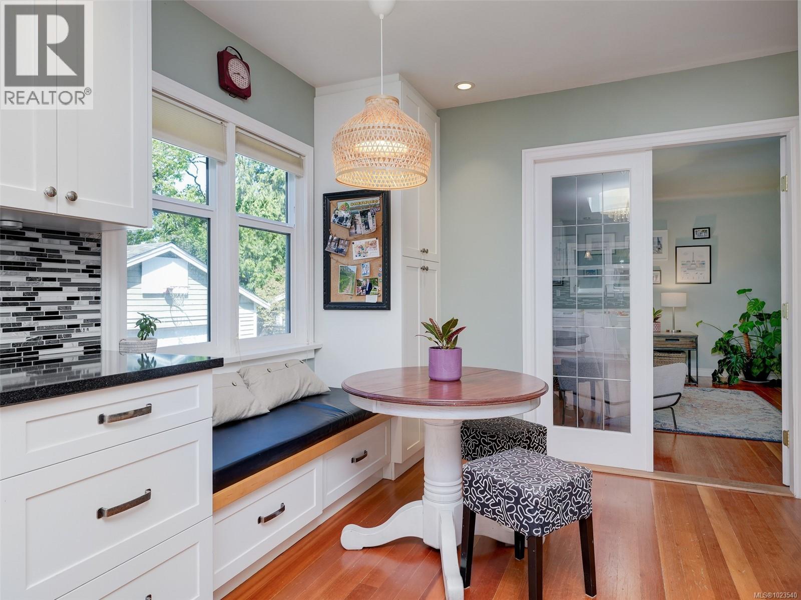 1650 Hampshire Rd, Oak Bay, British Columbia  V8R 5T5 - Photo 9 - 1023540