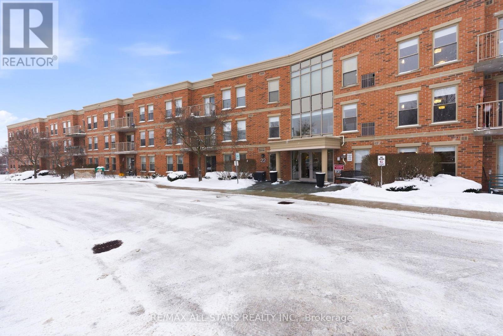 116 - 22 James Hill Court, Uxbridge, Ontario  L9P 1Y6 - Photo 2 - N12706550