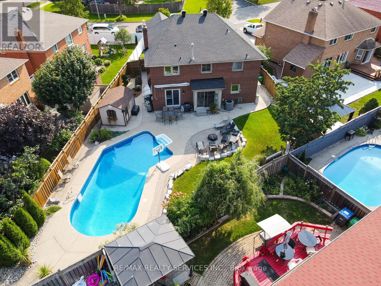 34 Garbutt Crescent, Brampton, Ontario  L6X 3G2 - Photo 39 - W12679486