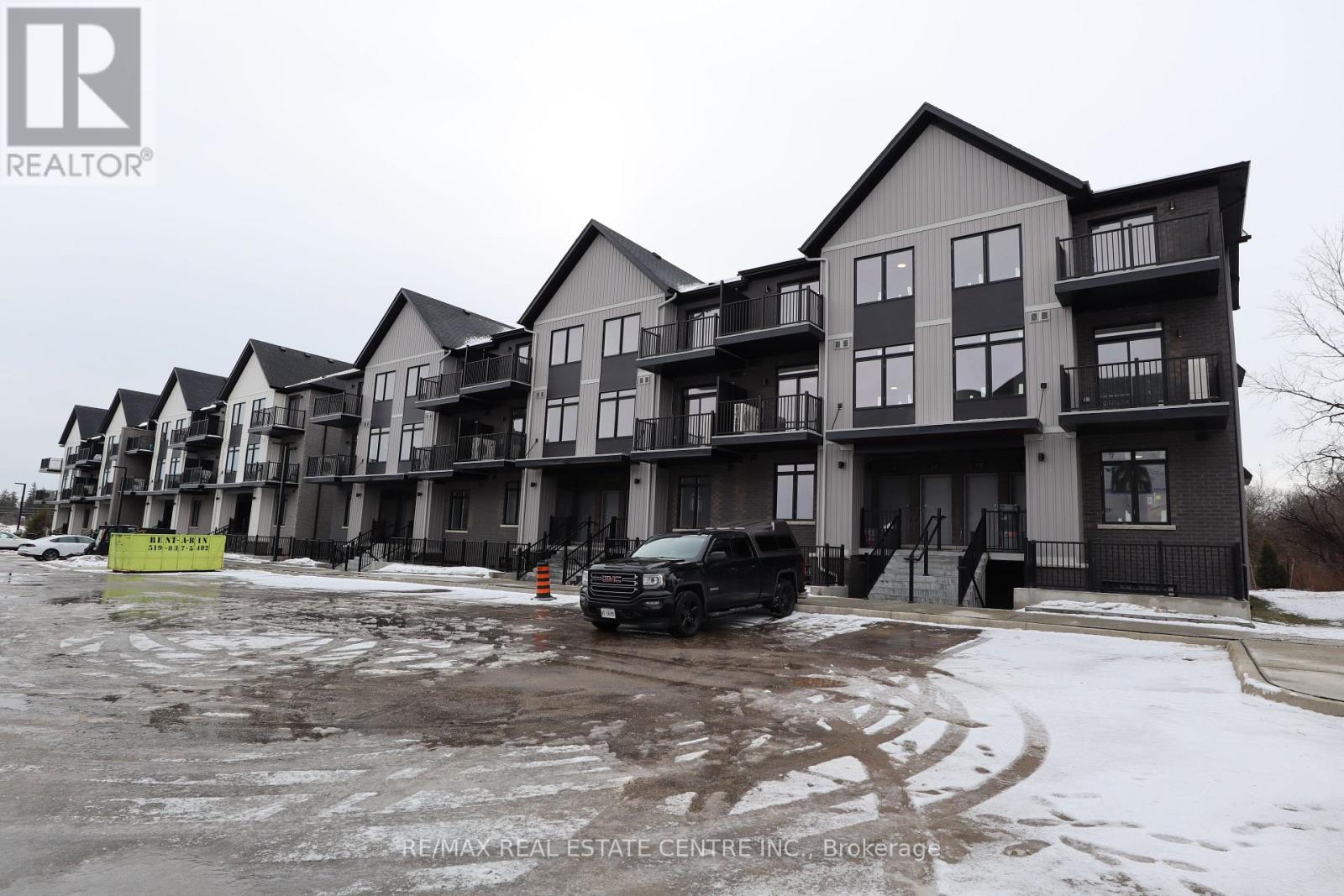 B130 - 824 Woolwich Street, Guelph, Ontario  N1H 6J2 - Photo 1 - X12706386