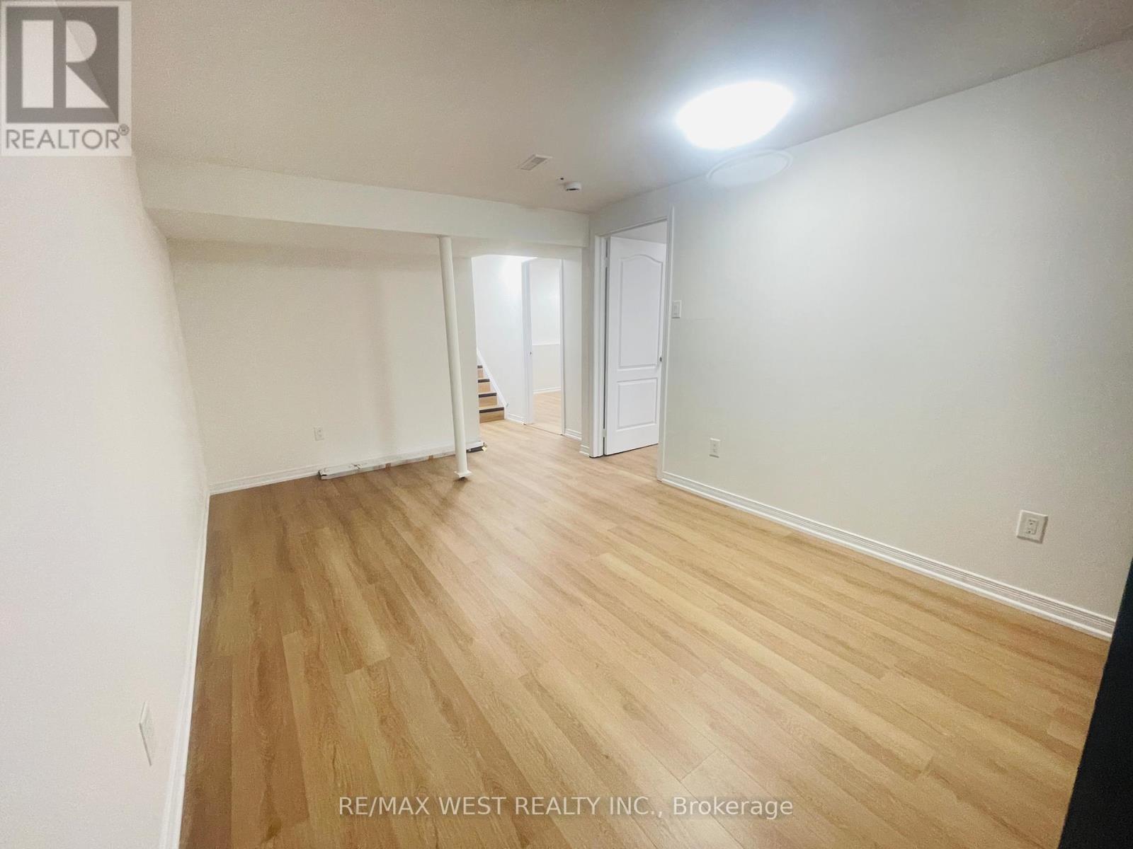 82 Dafoe Crescent, Brampton, Ontario  L6Y 2L2 - Photo 11 - W12706508