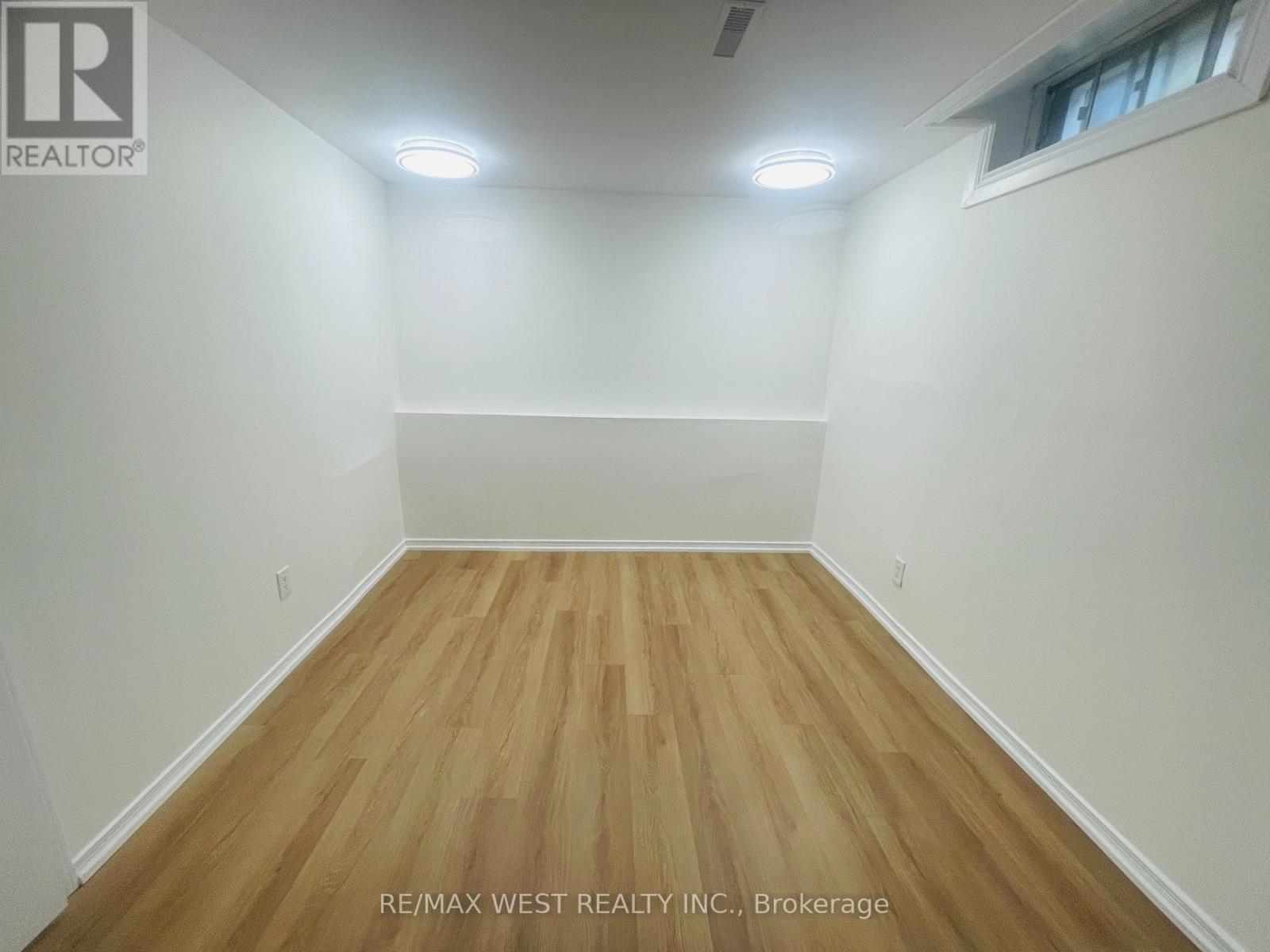 82 Dafoe Crescent, Brampton, Ontario  L6Y 2L2 - Photo 8 - W12706508