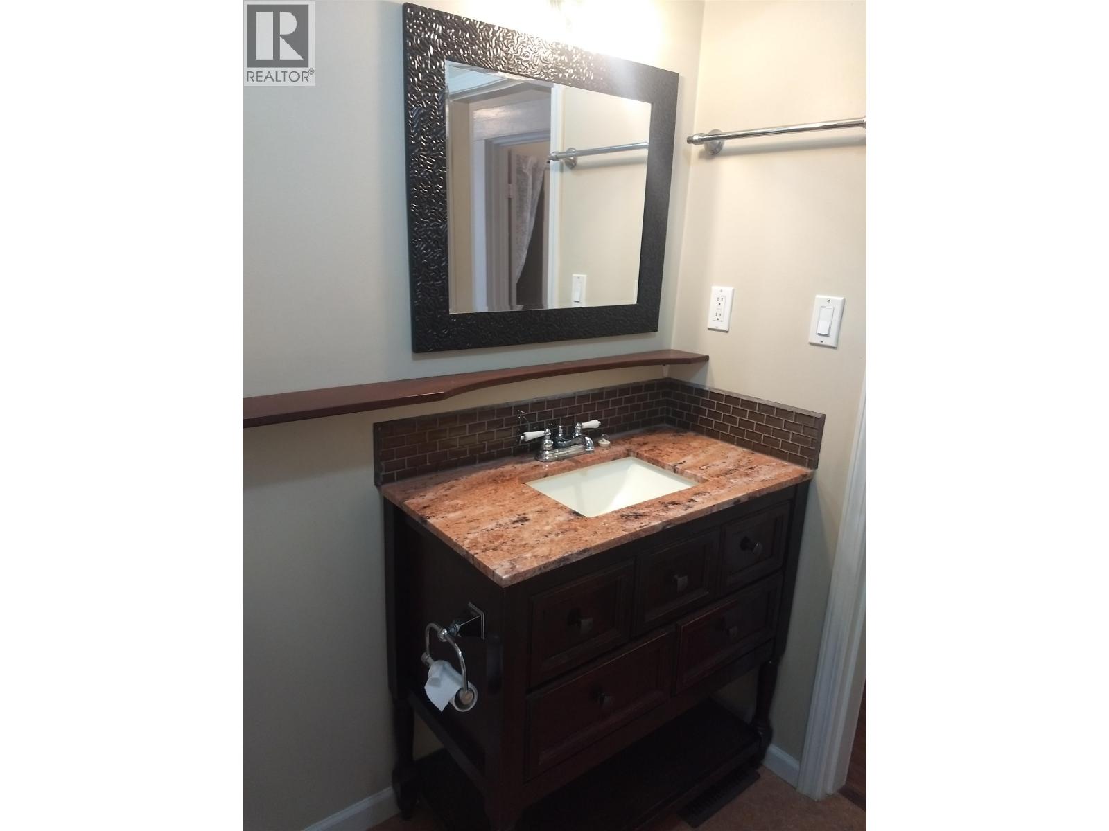 2822 Victoria Drive, Vancouver, British Columbia  V5N 4L6 - Photo 15 - R3080454