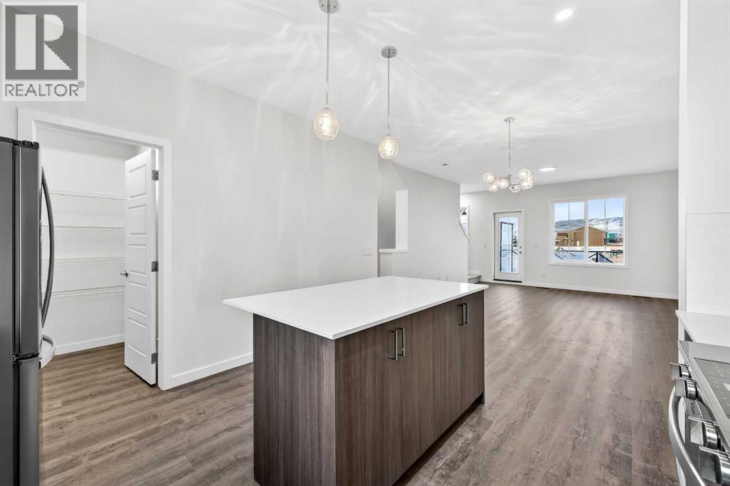 92 Creekside Drive Sw, Calgary, Alberta  T2X 6E2 - Photo 19 - A2279434