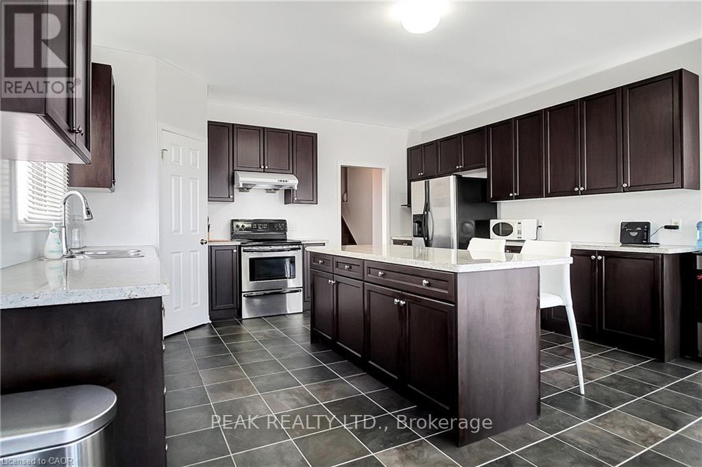 320 Robert Ferrie Drive, Kitchener, Ontario  N2P 2Y7 - Photo 14 - X12706498