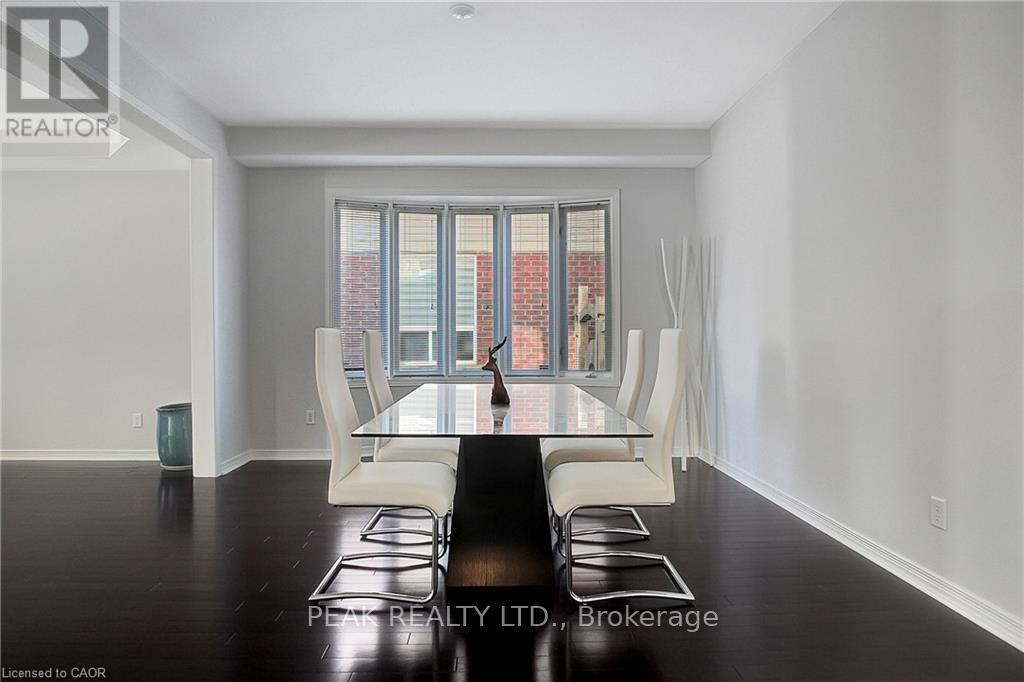 320 Robert Ferrie Drive, Kitchener, Ontario  N2P 2Y7 - Photo 15 - X12706498