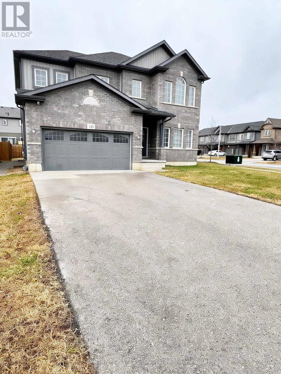 141 Crow Street, Welland, Ontario  L3B 5N8 - Photo 2 - X12706514