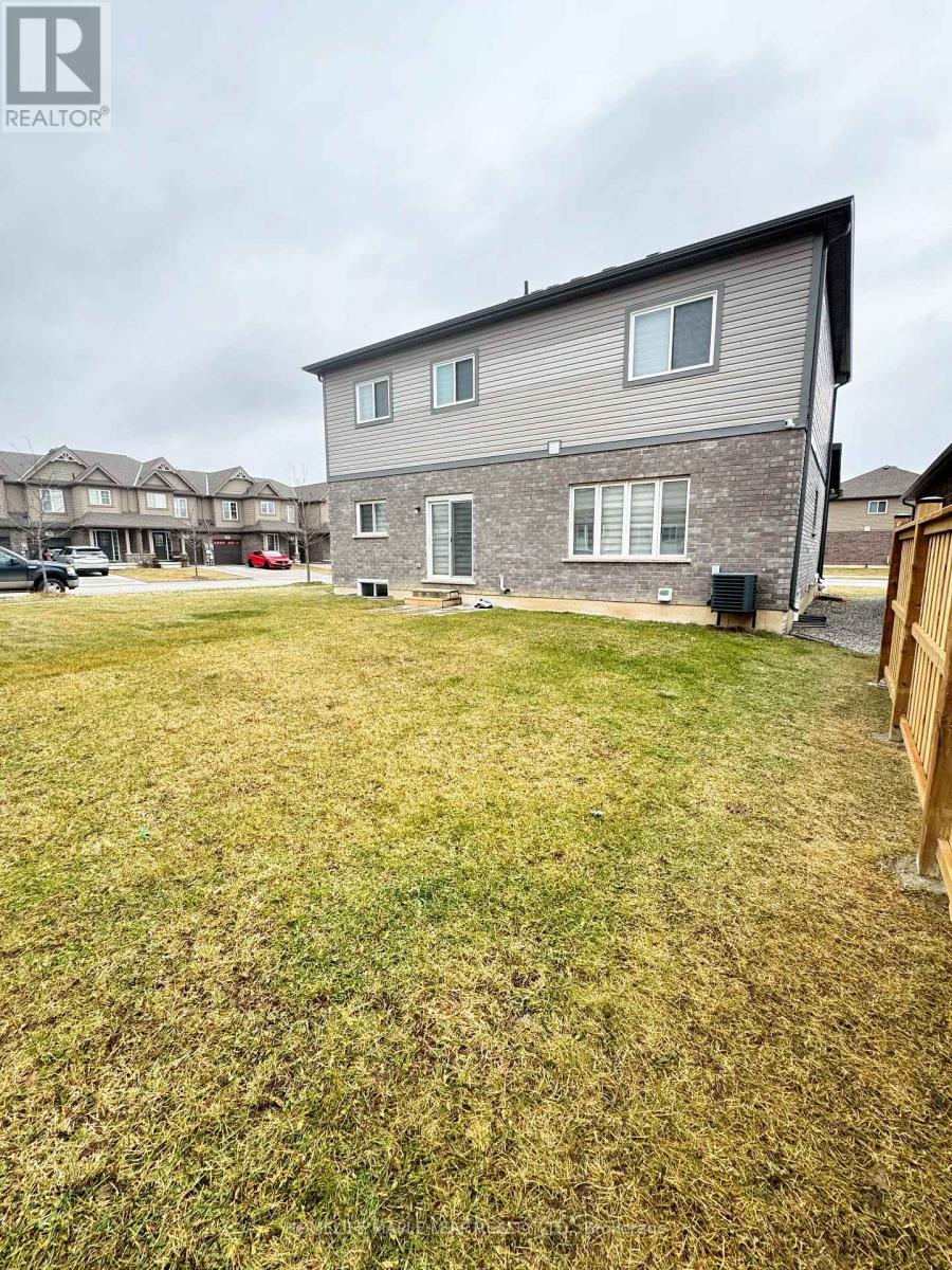 141 Crow Street, Welland, Ontario  L3B 5N8 - Photo 36 - X12706514