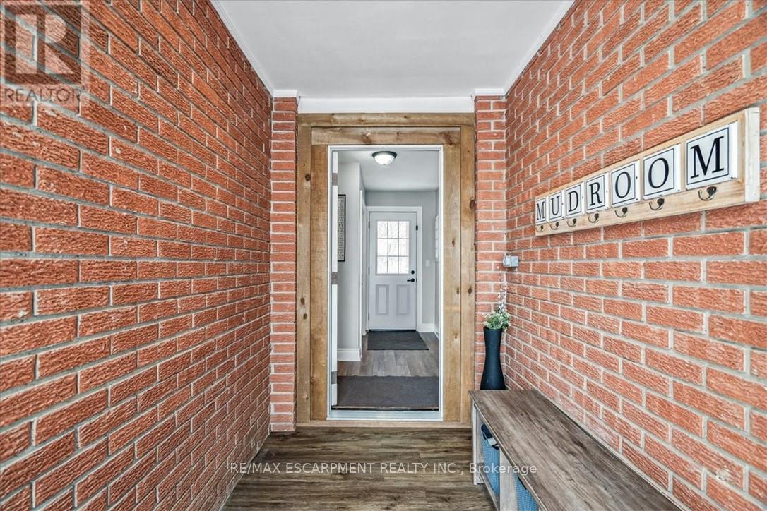 5295 Trinity Church Road, Hamilton, Ontario  L0R 1C0 - Photo 4 - X12706540