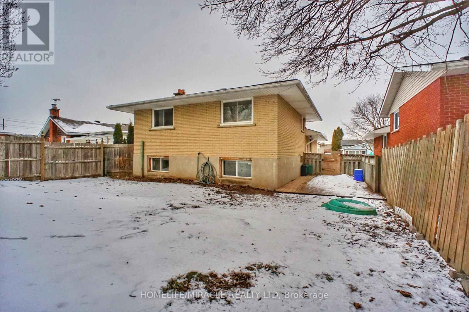 61 Bosworth Crescent, Kitchener, Ontario  N2E 1Y9 - Photo 48 - X12701870