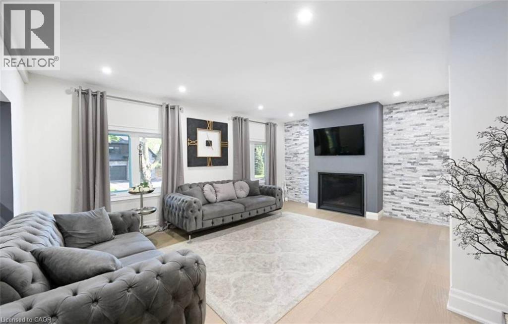 471 Annalee Drive Unit# 2, Ancaster, Ontario  L9G 2R7 - Photo 2 - 40799327