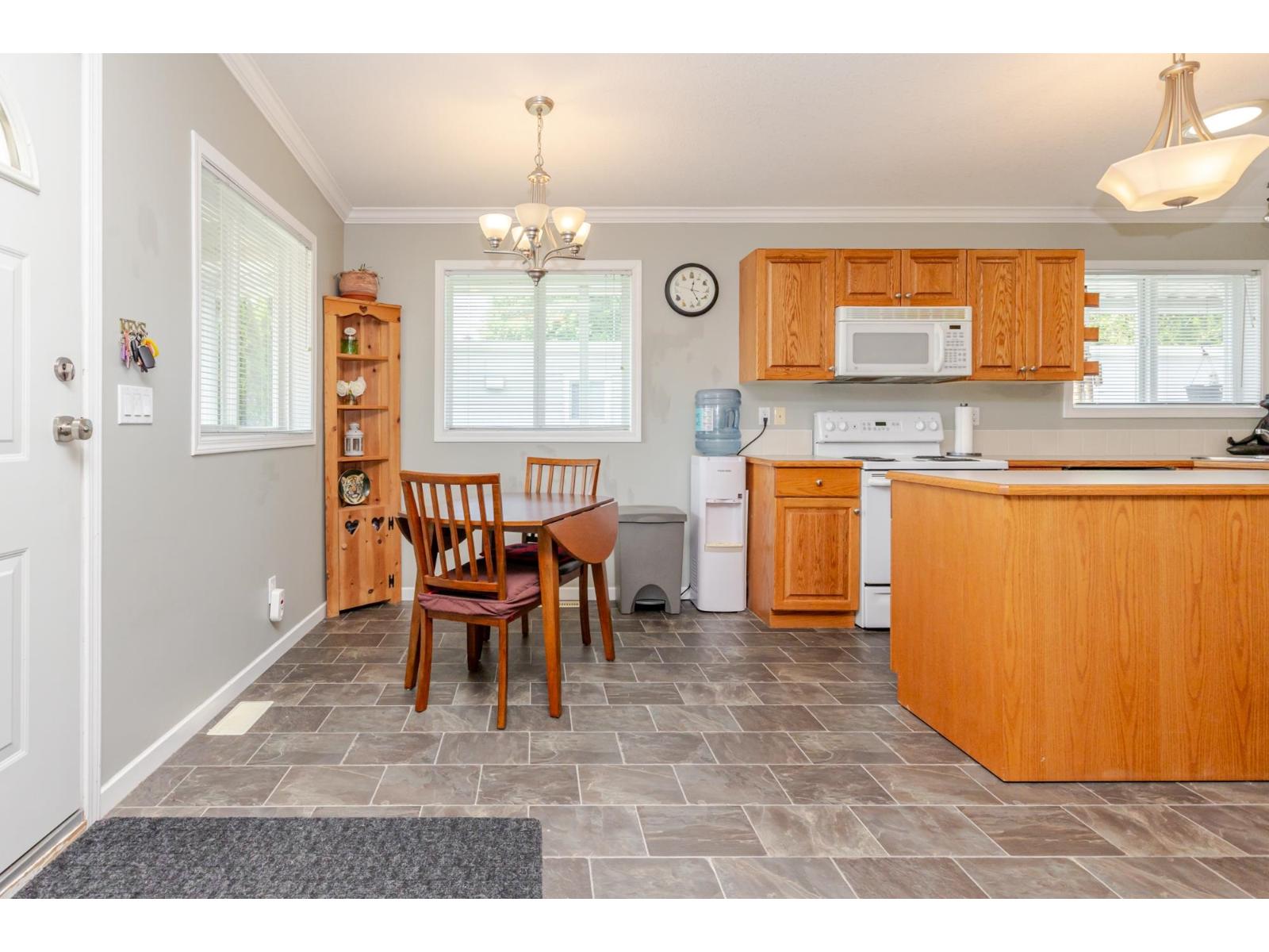 182 1840 160 Street, Surrey, British Columbia  V4A 4X4 - Photo 3 - R3040072