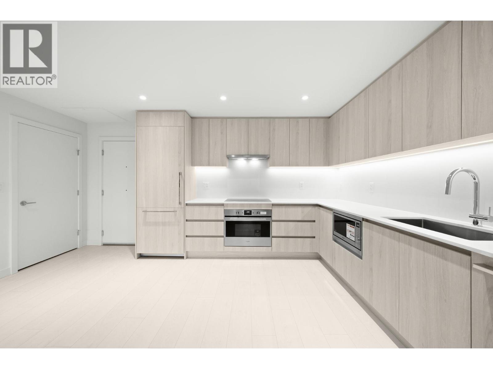 406 4928 Quebec Street, Vancouver, British Columbia  V5W 2N2 - Photo 2 - R3080474