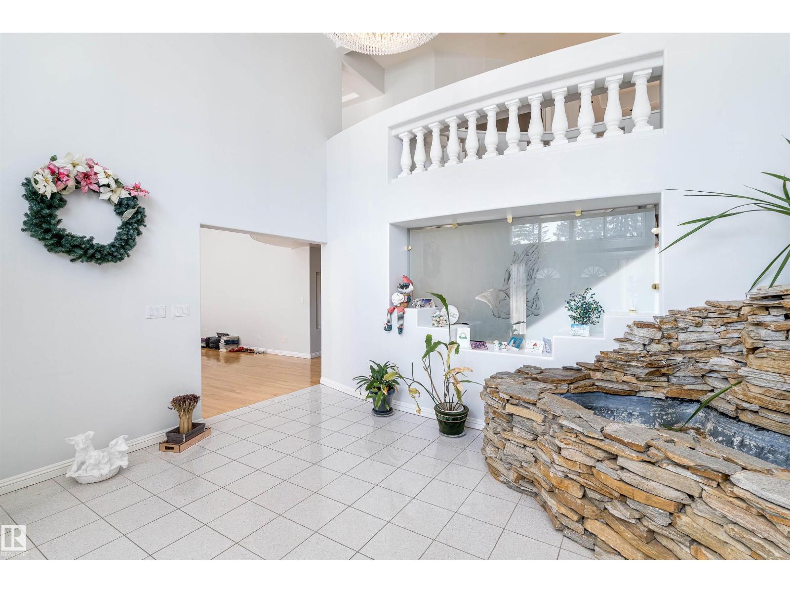 10812 5 Av Sw, Edmonton, Alberta  T6W 1A2 - Photo 13 - E4470163