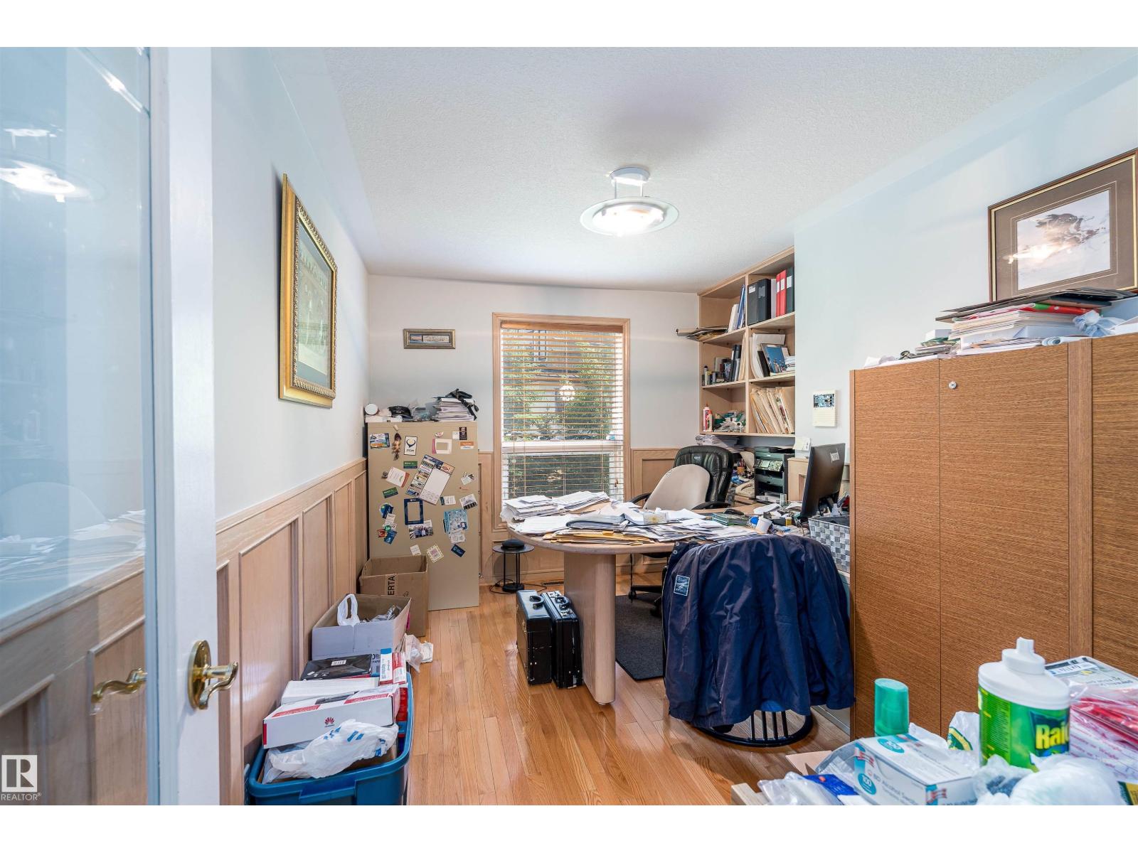 10812 5 Av Sw, Edmonton, Alberta  T6W 1A2 - Photo 21 - E4470163