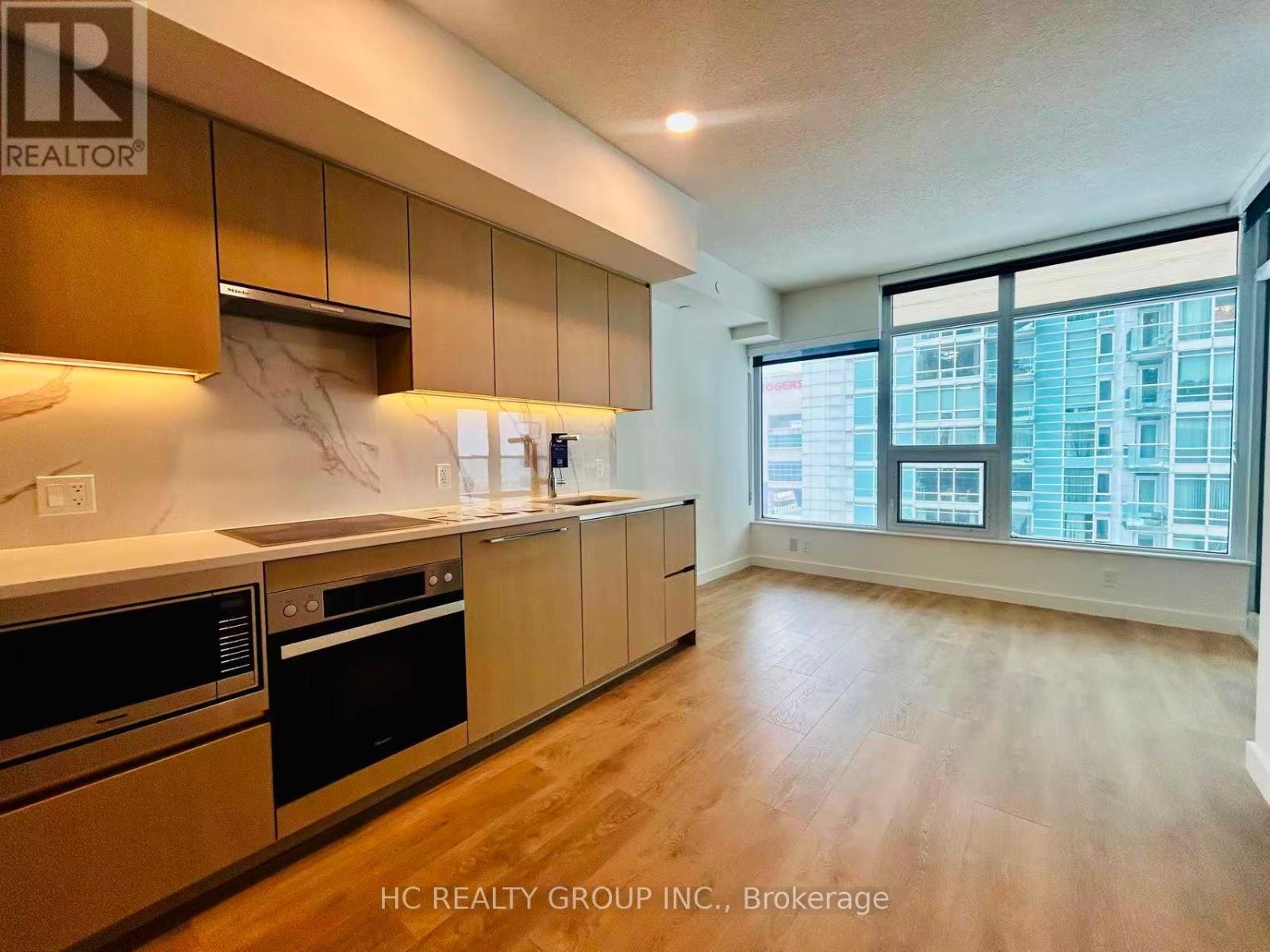 705 - 1 Concord Cityplace Way, Toronto, Ontario  M5V 0X3 - Photo 2 - C12706580