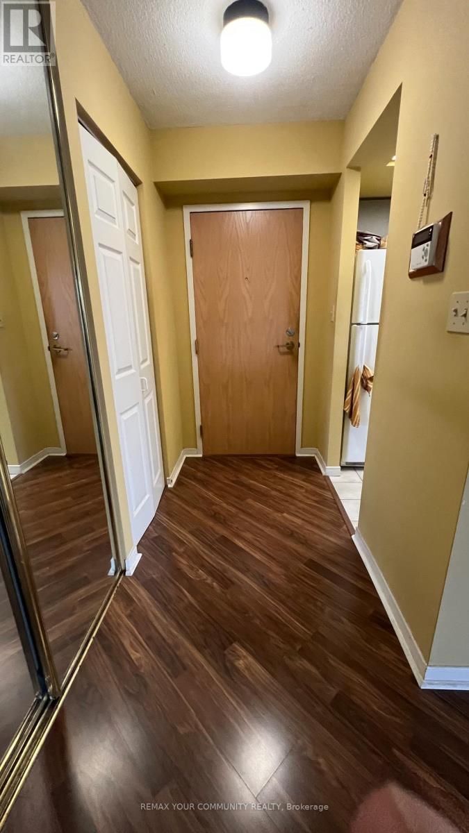 210 - 5 Concorde Place, Toronto, Ontario  M3C 3M8 - Photo 5 - C12706600