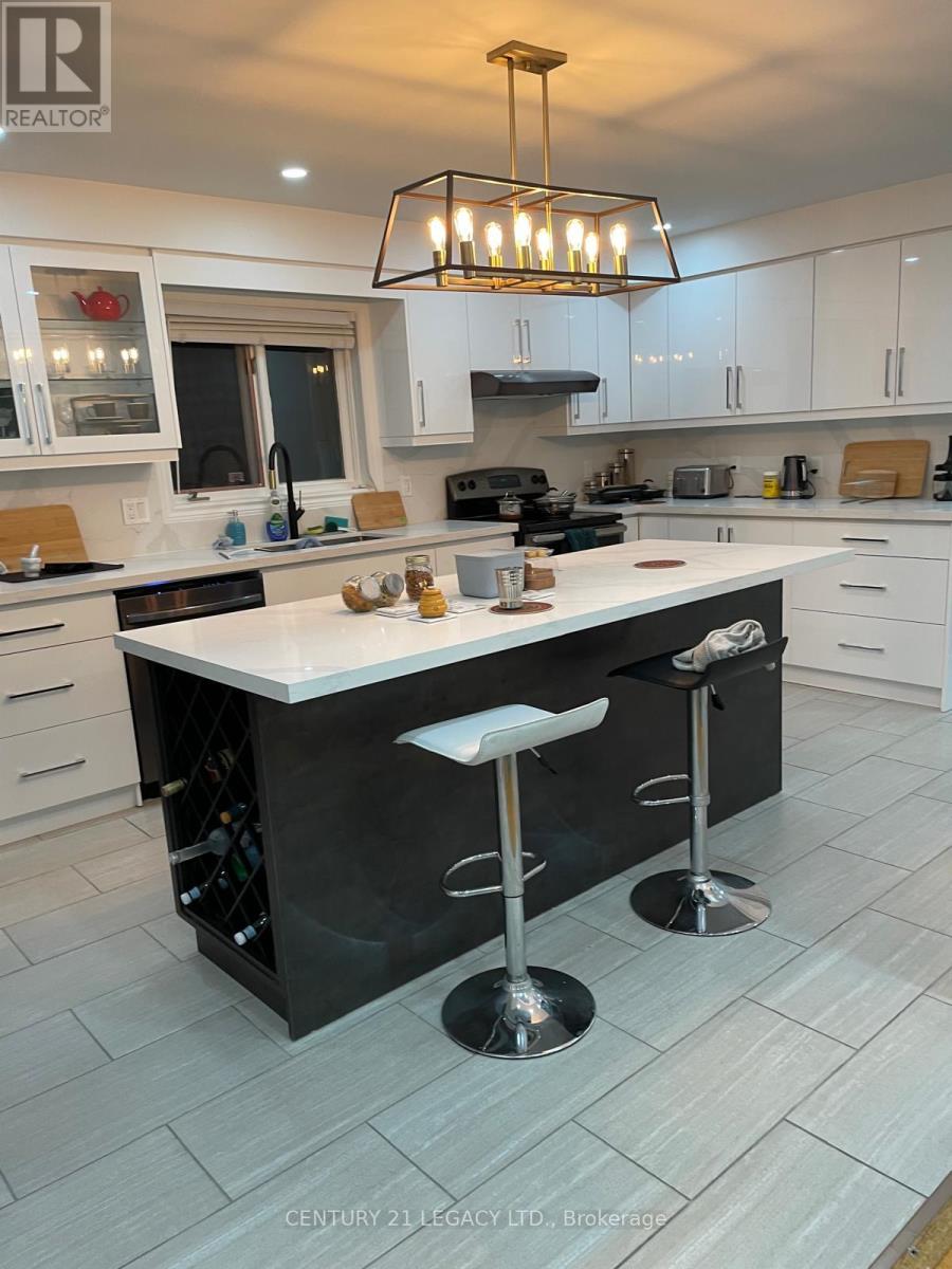 44 Gower Street, Toronto, Ontario  M4B 1E6 - Photo 5 - E12706594