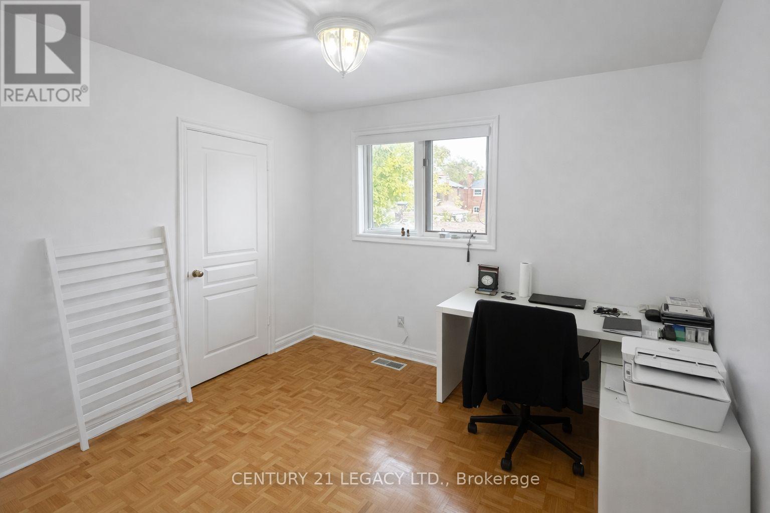 44 Gower Street, Toronto, Ontario  M4B 1E6 - Photo 9 - E12706594