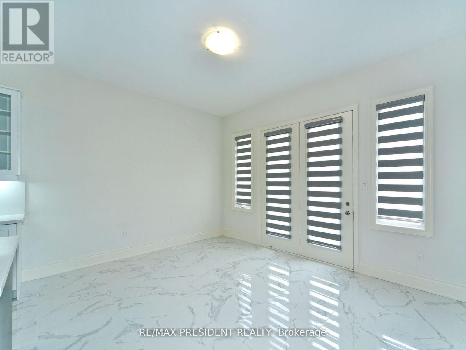 210 Mckean Drive, Whitchurch-Stouffville, Ontario  L4A 5C2 - Photo 14 - N12706582