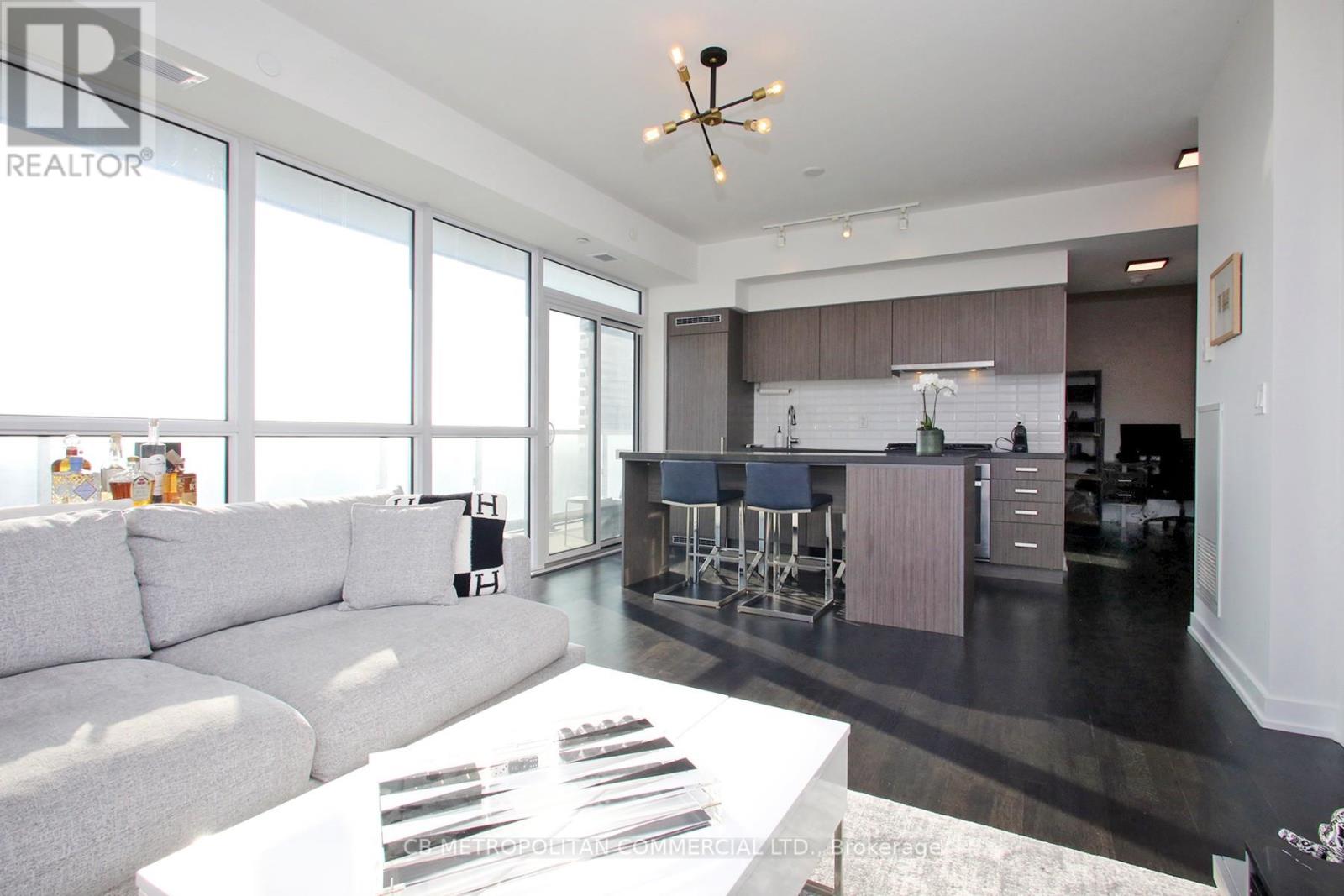 1105 - 501 St Clair Avenue W, Toronto, Ontario  M5P 0A2 - Photo 7 - C12702086