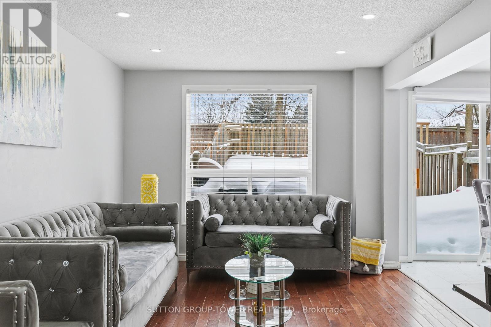 360 Dunsmore Lane, Barrie, Ontario  L4M 7B2 - Photo 3 - S12704710