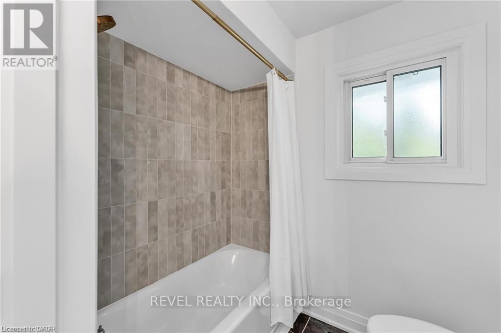 95 Seneca Drive, Hamilton, Ontario  L9G 3B7 - Photo 23 - X12706578