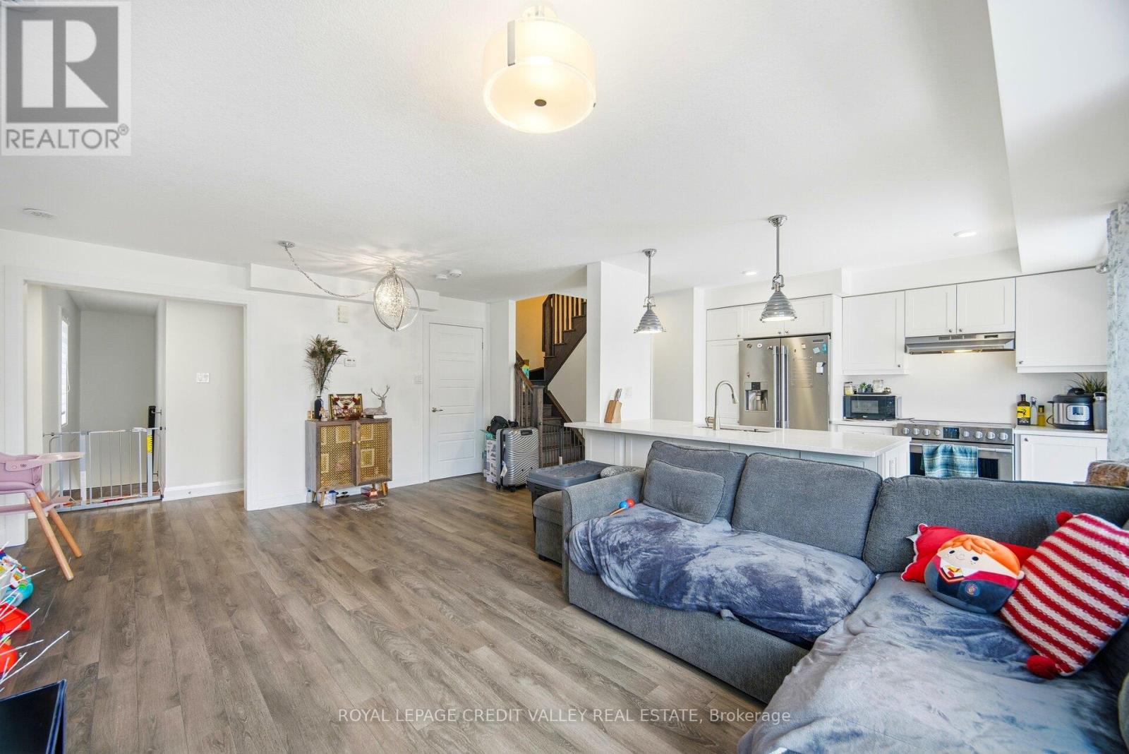 565 Goldenrod Lane, Kitchener, Ontario  N2R 0L7 - Photo 14 - X12706592