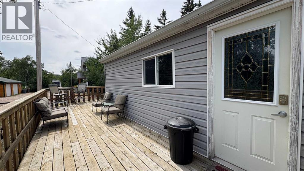 44 Clear Lake, Rural Wainwright No. 61, Alberta  T9W 1K0 - Photo 9 - A2188010