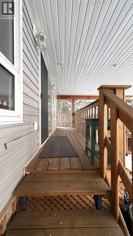 44 Clear Lake, Rural Wainwright No. 61, Alberta  T9W 1K0 - Photo 31 - A2188010