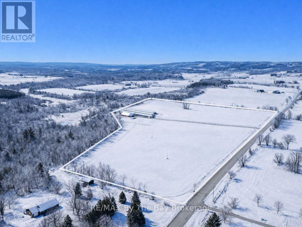 828482 Mulmur Nottawasaga Townline, Mulmur, Ontario  L9V 0Y9 - Photo 1 - X12393691