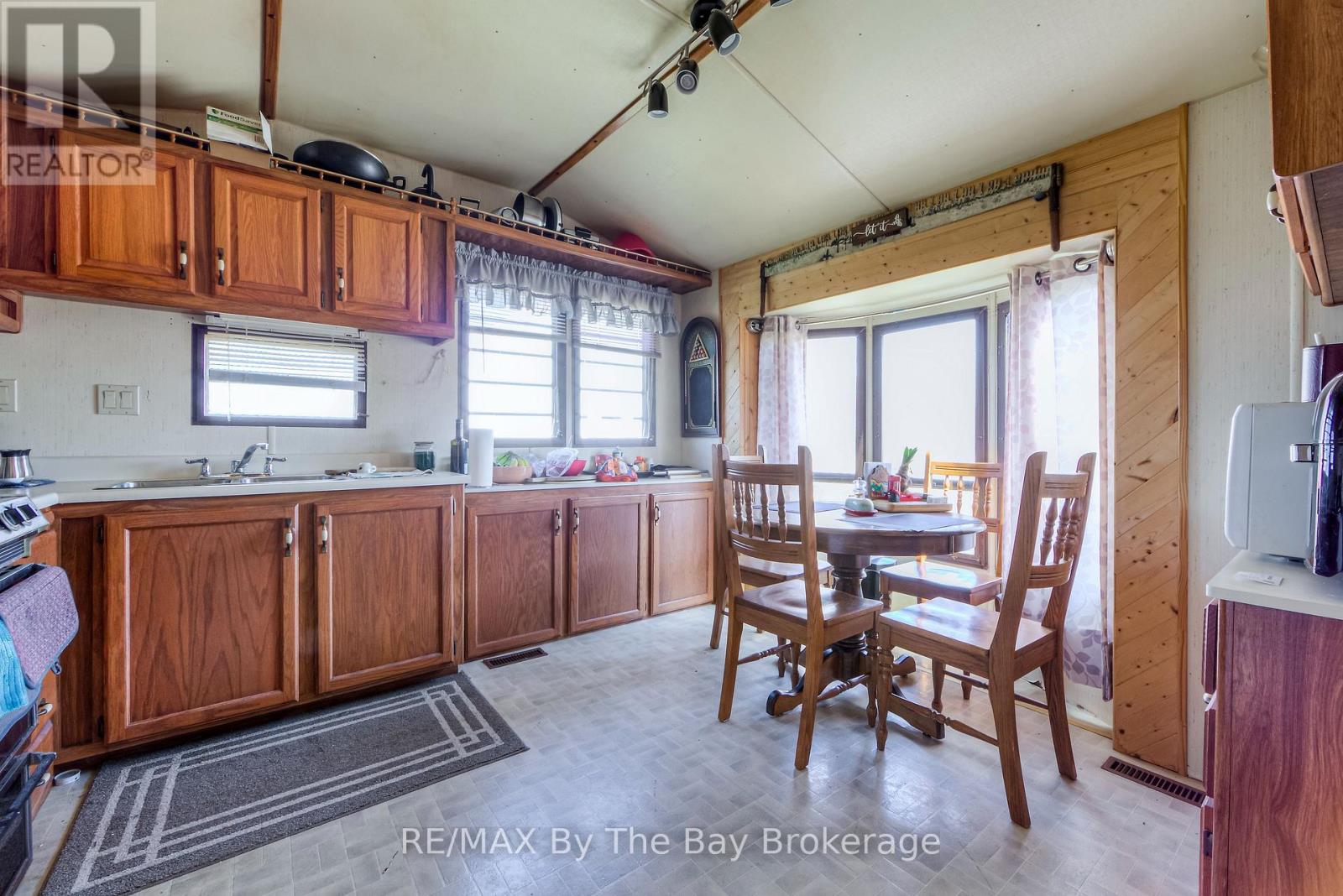 828482 Mulmur Nottawasaga T Line, Mulmur, Ontario  L9V 0N9 - Photo 31 - X12393712