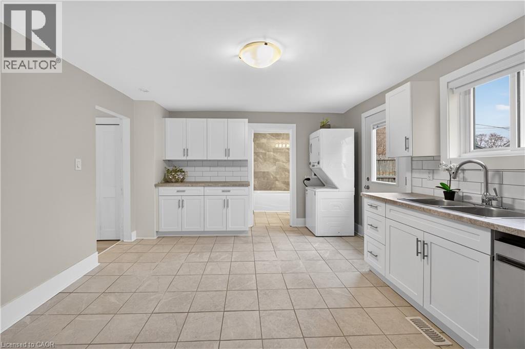 56 Division Street, St. Catharines, Ontario  L2R 3G5 - Photo 14 - 40798513