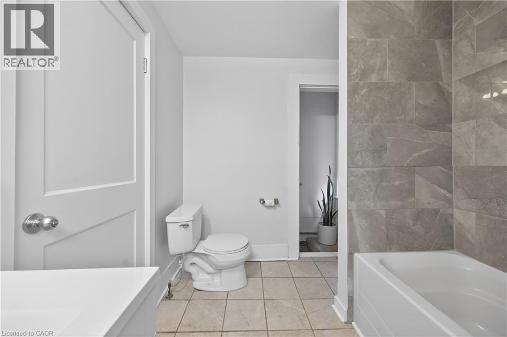 56 Division Street, St. Catharines, Ontario  L2R 3G5 - Photo 19 - 40798513