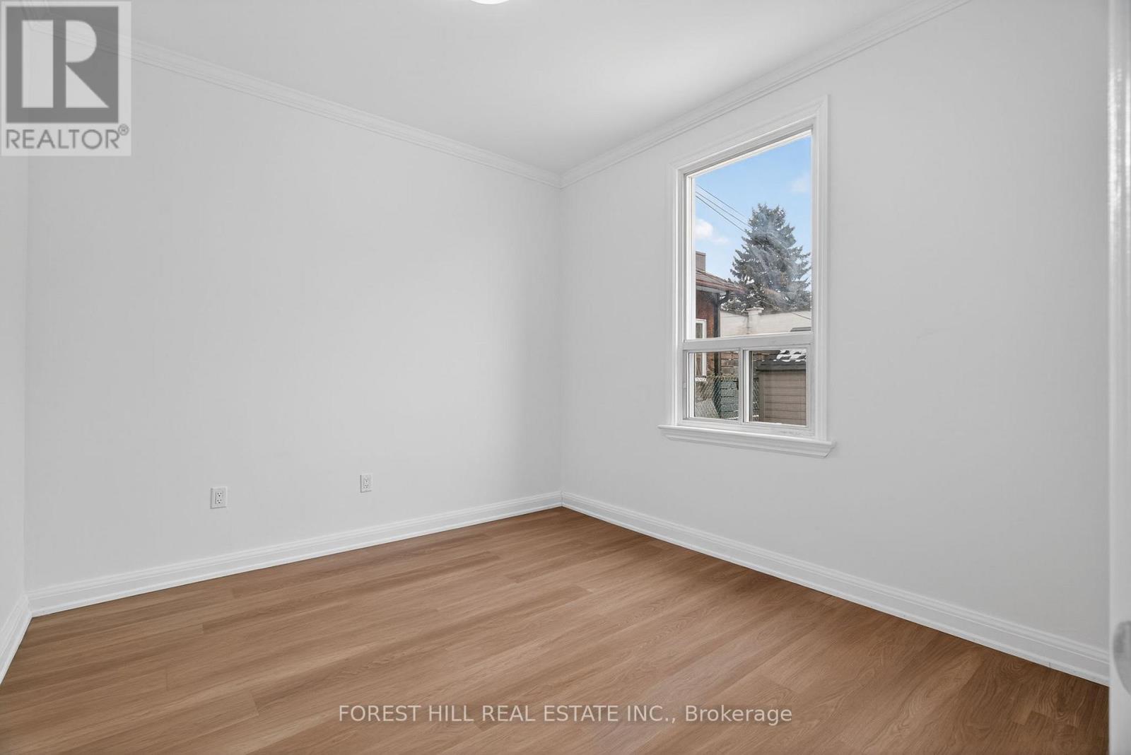 7 Ellsworth Avenue, Toronto, Ontario  M6G 2K4 - Photo 17 - C12706622