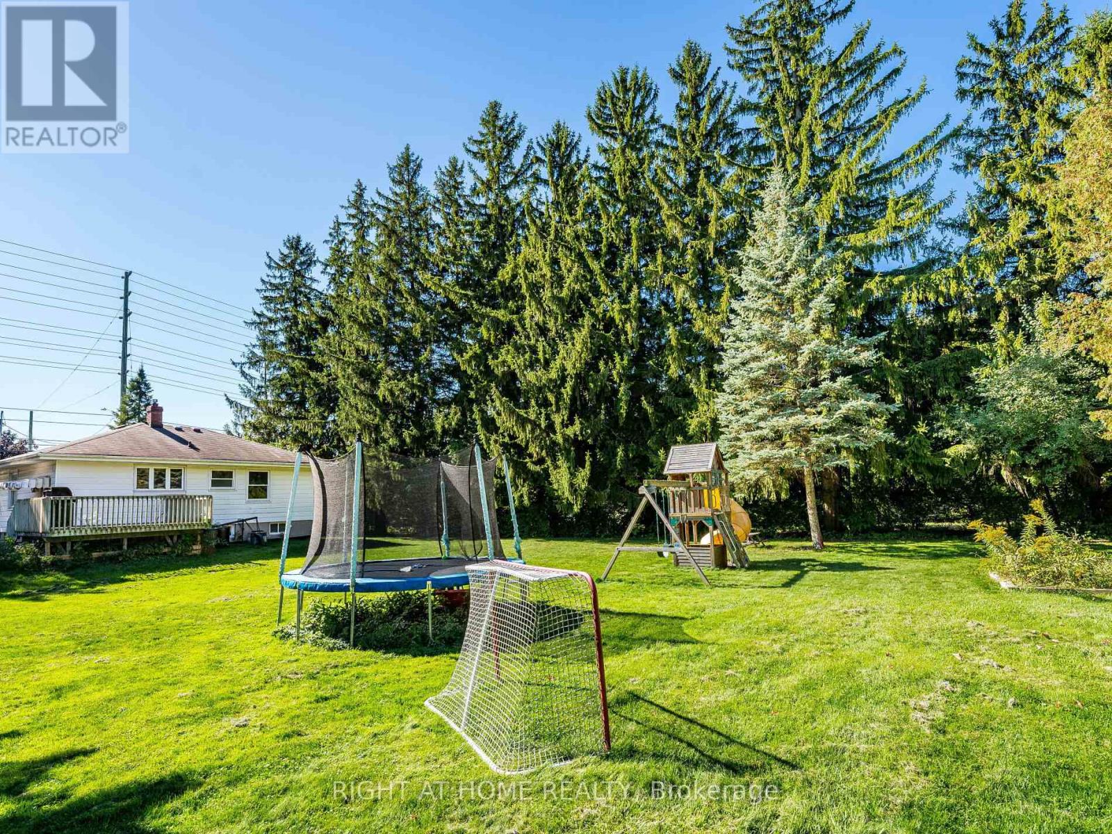 148 Winchester Road E, Whitby, Ontario  L1M 1X2 - Photo 17 - E12706666