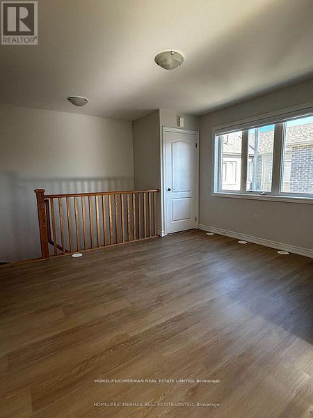 Coach - 7 Waterleaf Road, Markham, Ontario  L6B 0Z3 - Photo 5 - N12706646