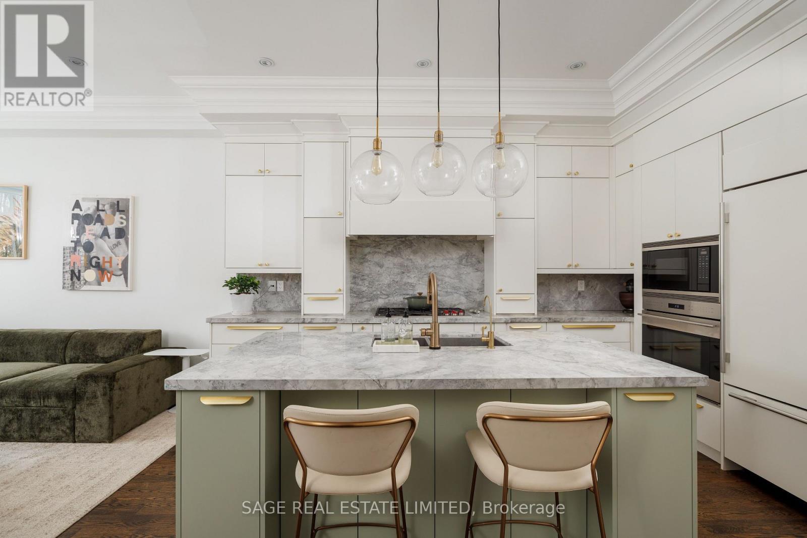 228 Deloraine Avenue, Toronto, Ontario  M5M 2B3 - Photo 10 - C12705016