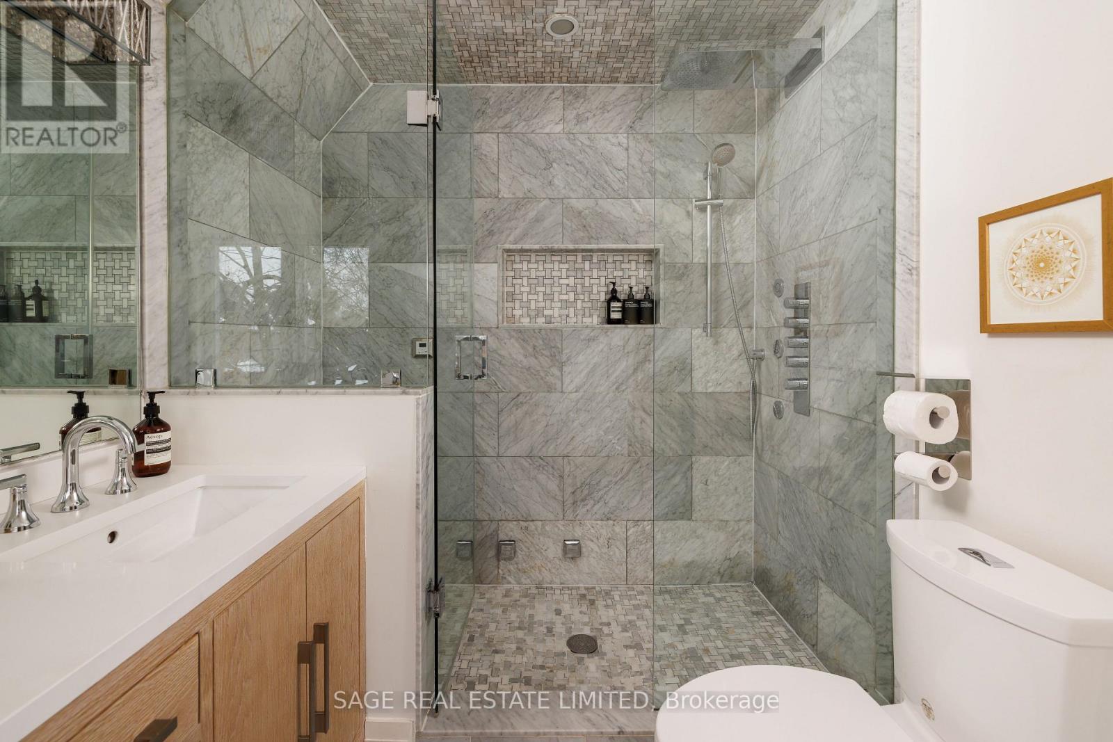 228 Deloraine Avenue, Toronto, Ontario  M5M 2B3 - Photo 22 - C12705016