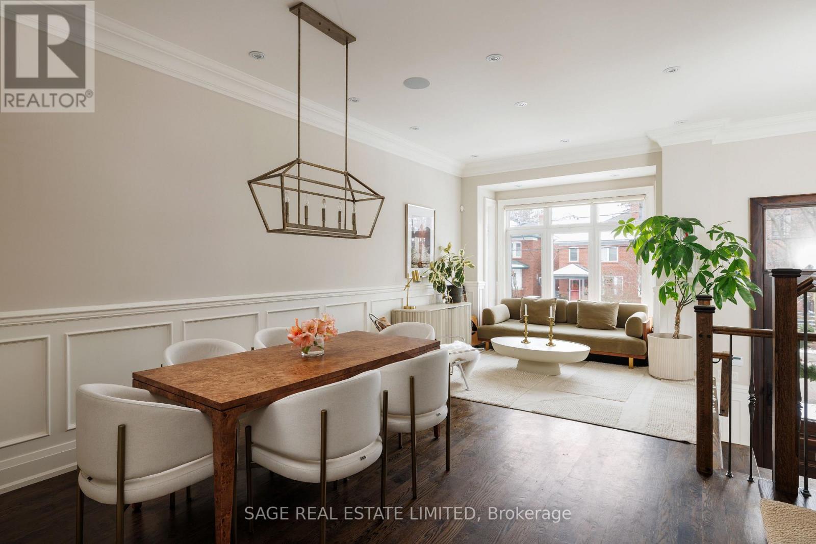 228 Deloraine Avenue, Toronto, Ontario  M5M 2B3 - Photo 7 - C12705016