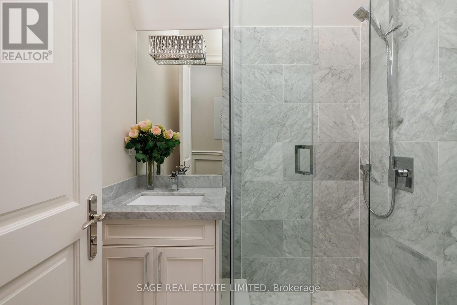 228 Deloraine Avenue, Toronto, Ontario  M5M 2B3 - Photo 28 - C12705016