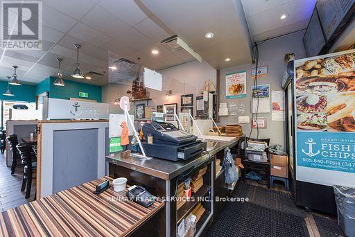 180 Sandalwood Parkway E, Brampton (Heart Lake West), Ontario  L6Z 4N2 - Photo 11 - W12706406