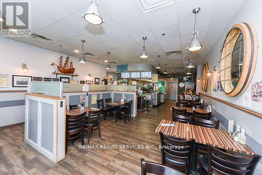 180 Sandalwood Parkway E, Brampton (Heart Lake West), Ontario  L6Z 4N2 - Photo 5 - W12706406