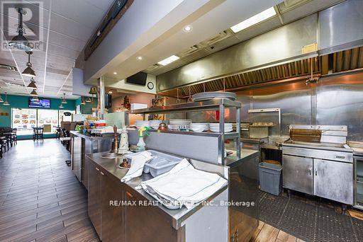 180 Sandalwood Parkway E, Brampton (Heart Lake West), Ontario  L6Z 4N2 - Photo 14 - W12706406