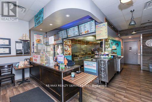 180 Sandalwood Parkway E, Brampton (Heart Lake West), Ontario  L6Z 4N2 - Photo 7 - W12706406