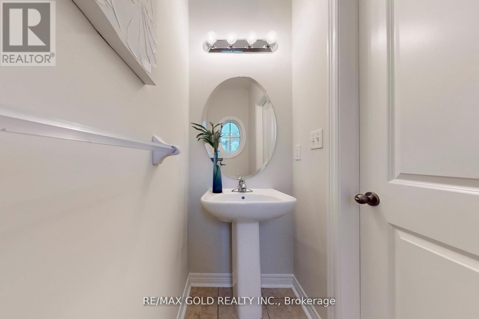 62 Pennycross Crescent, Brampton, Ontario  L7A 4M1 - Photo 19 - W12706620